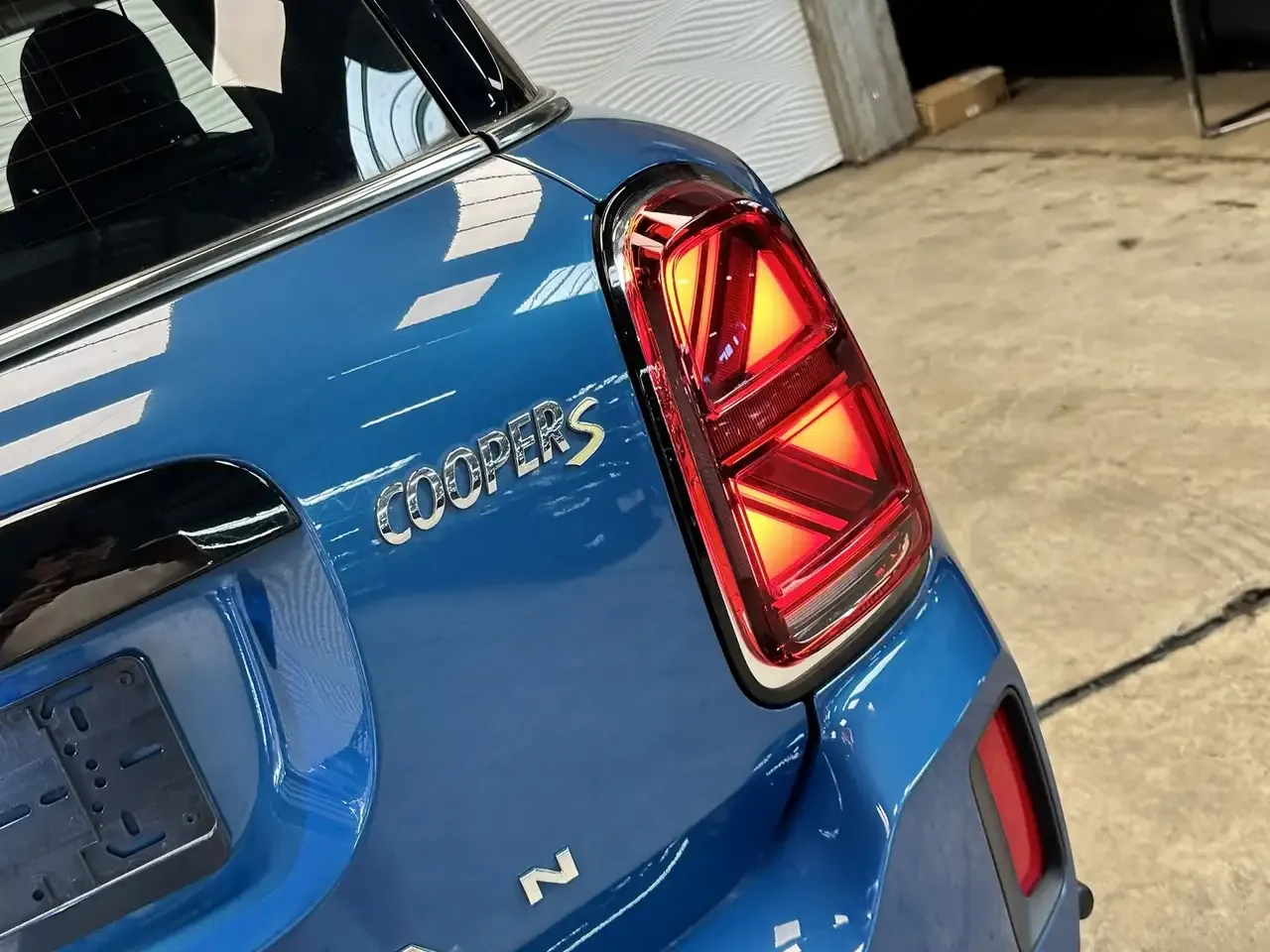MINI Cooper SE Countryman - 16