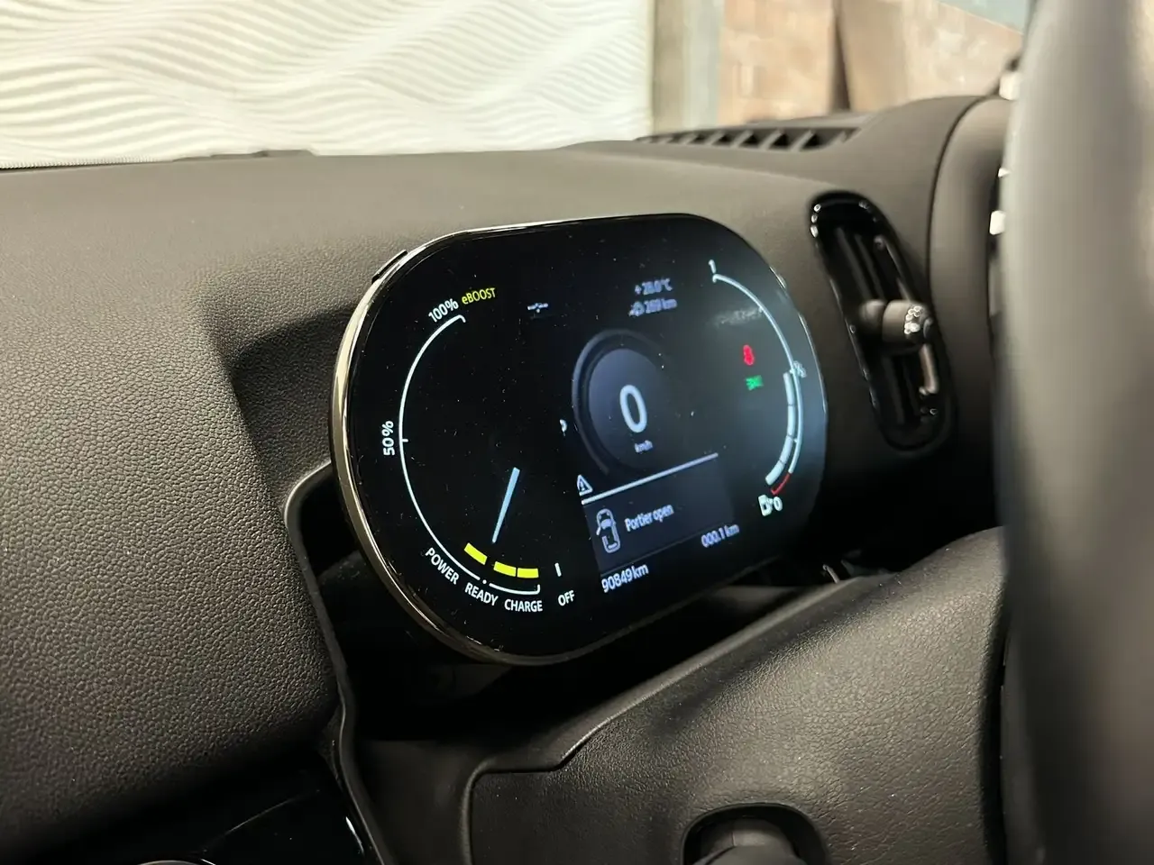 MINI Cooper SE Countryman - 19