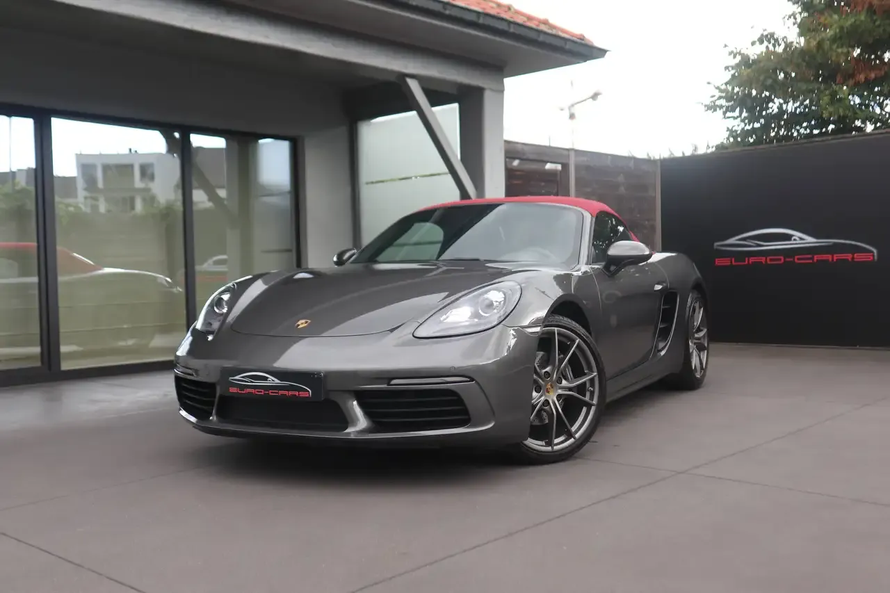 Porsche 718 - 8