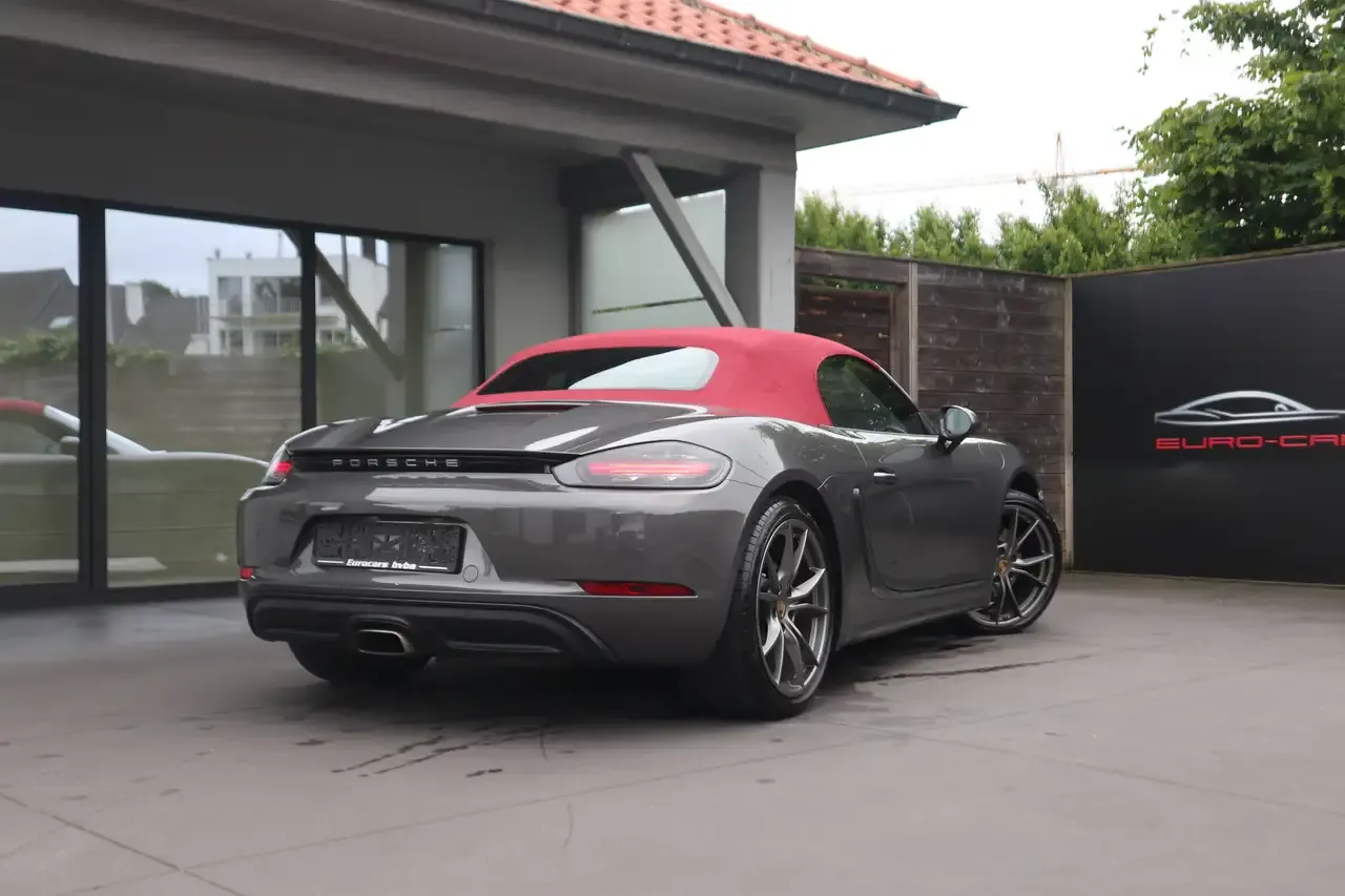 Porsche 718 - 9
