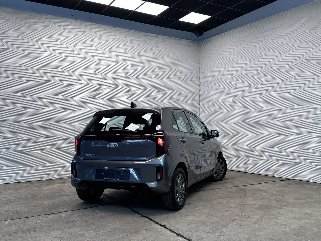 Kia Picanto - 11