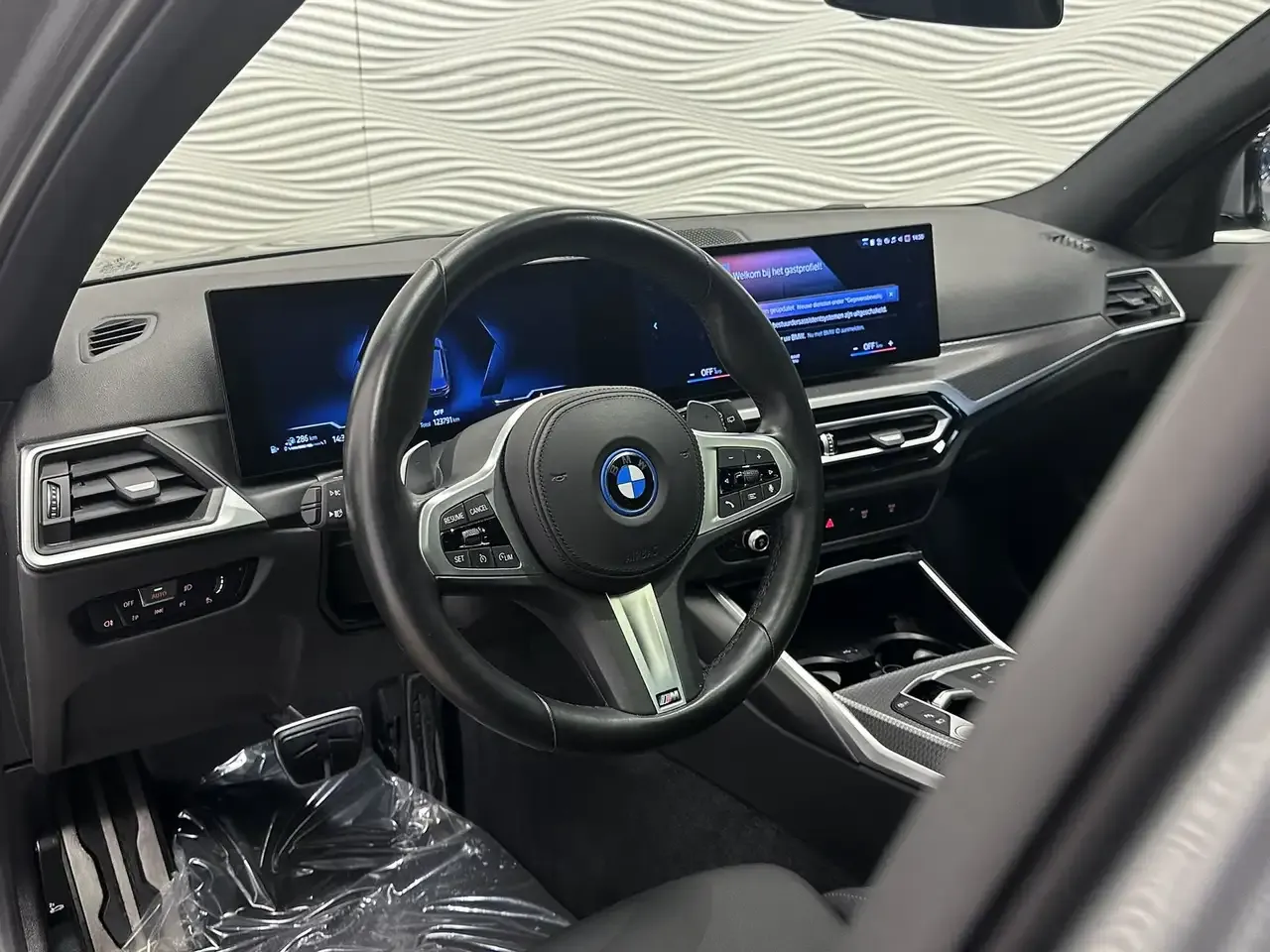 BMW 320 - 21