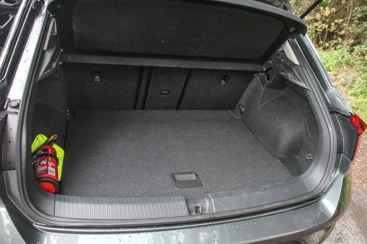 Volkswagen T-Roc - 12