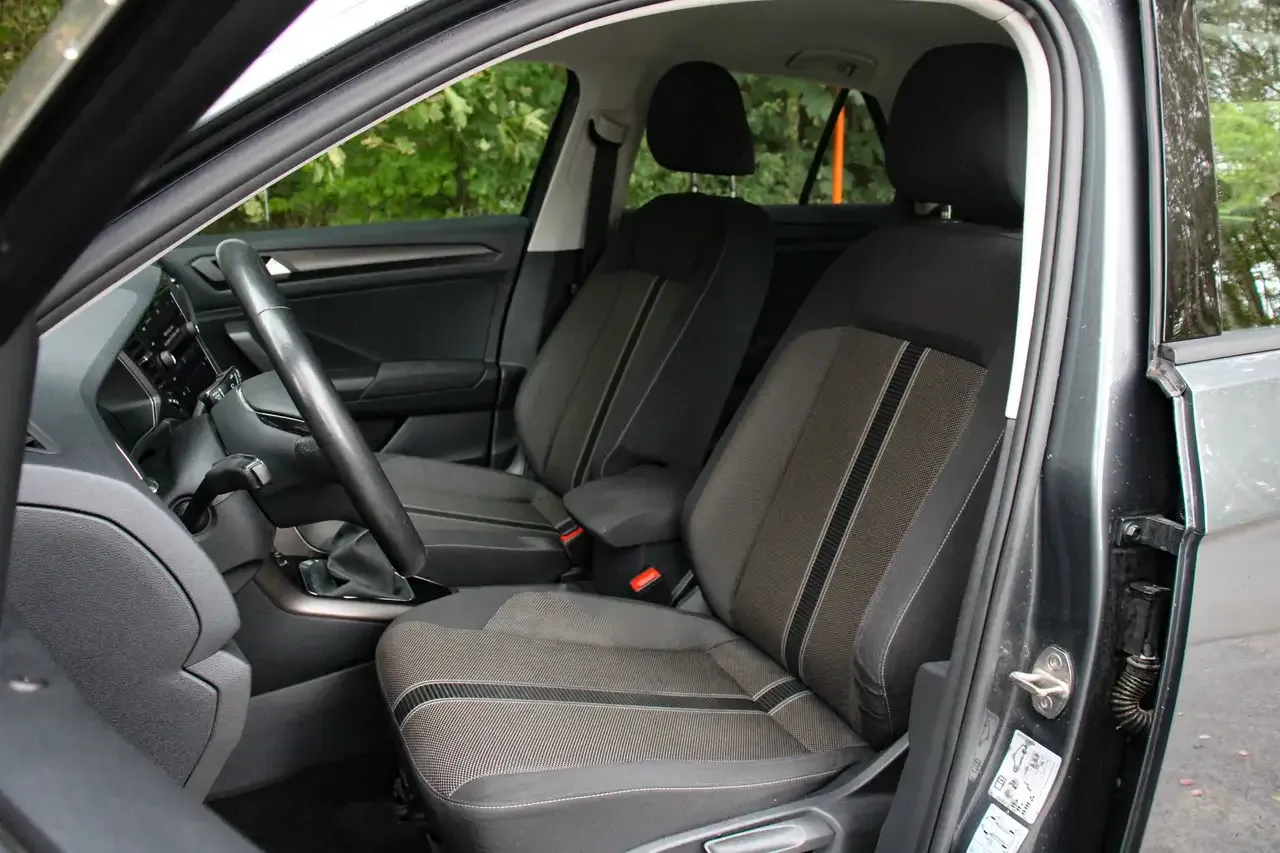 Volkswagen T-Roc - 10