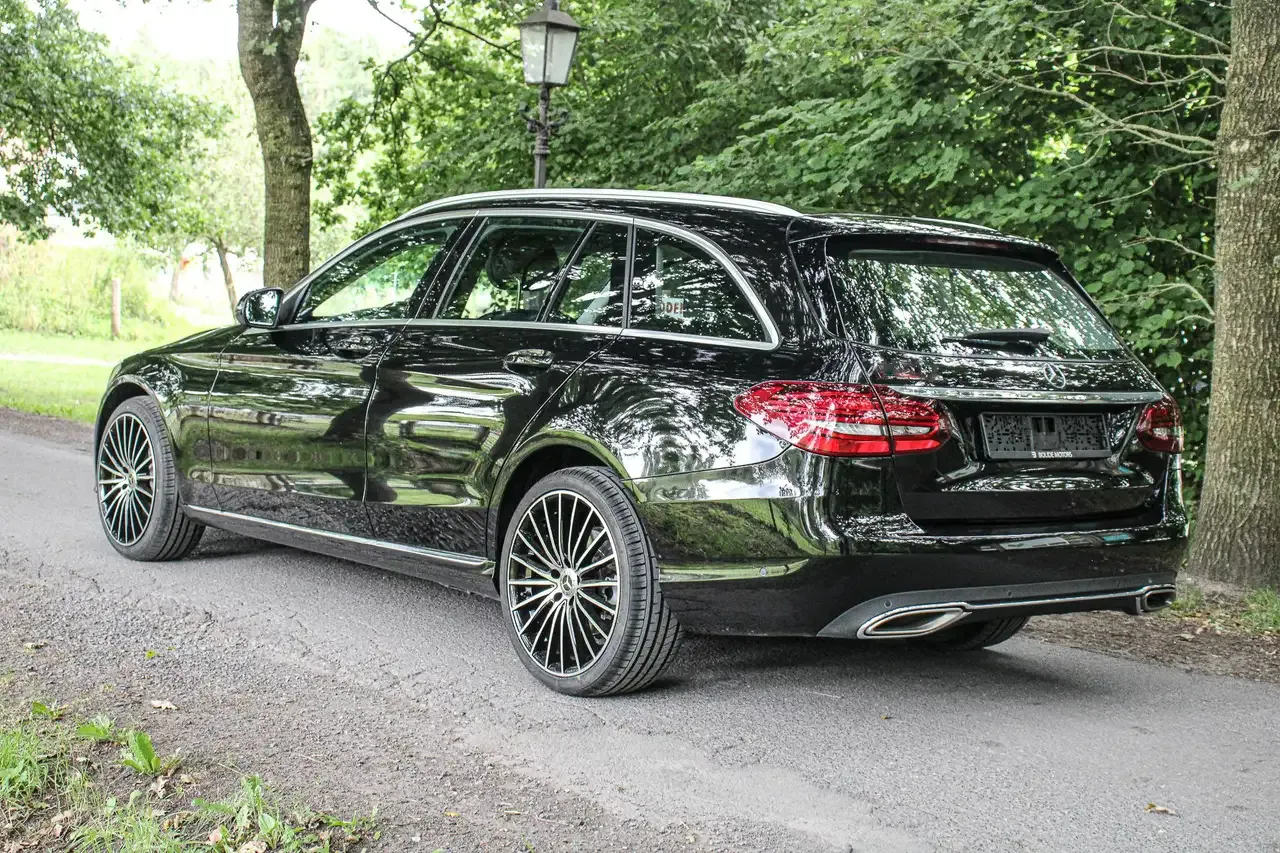 Mercedes-Benz C 180 - 3