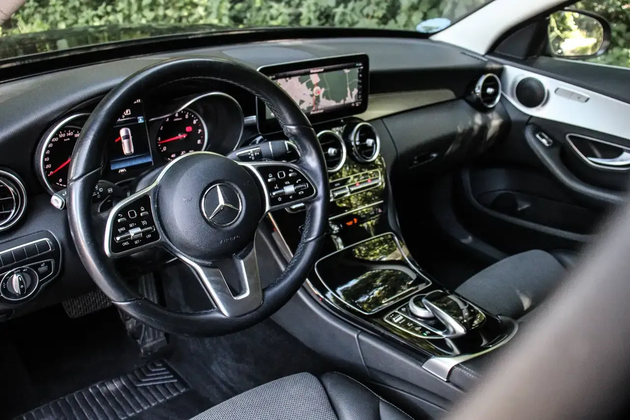 Mercedes-Benz C 180 - 8