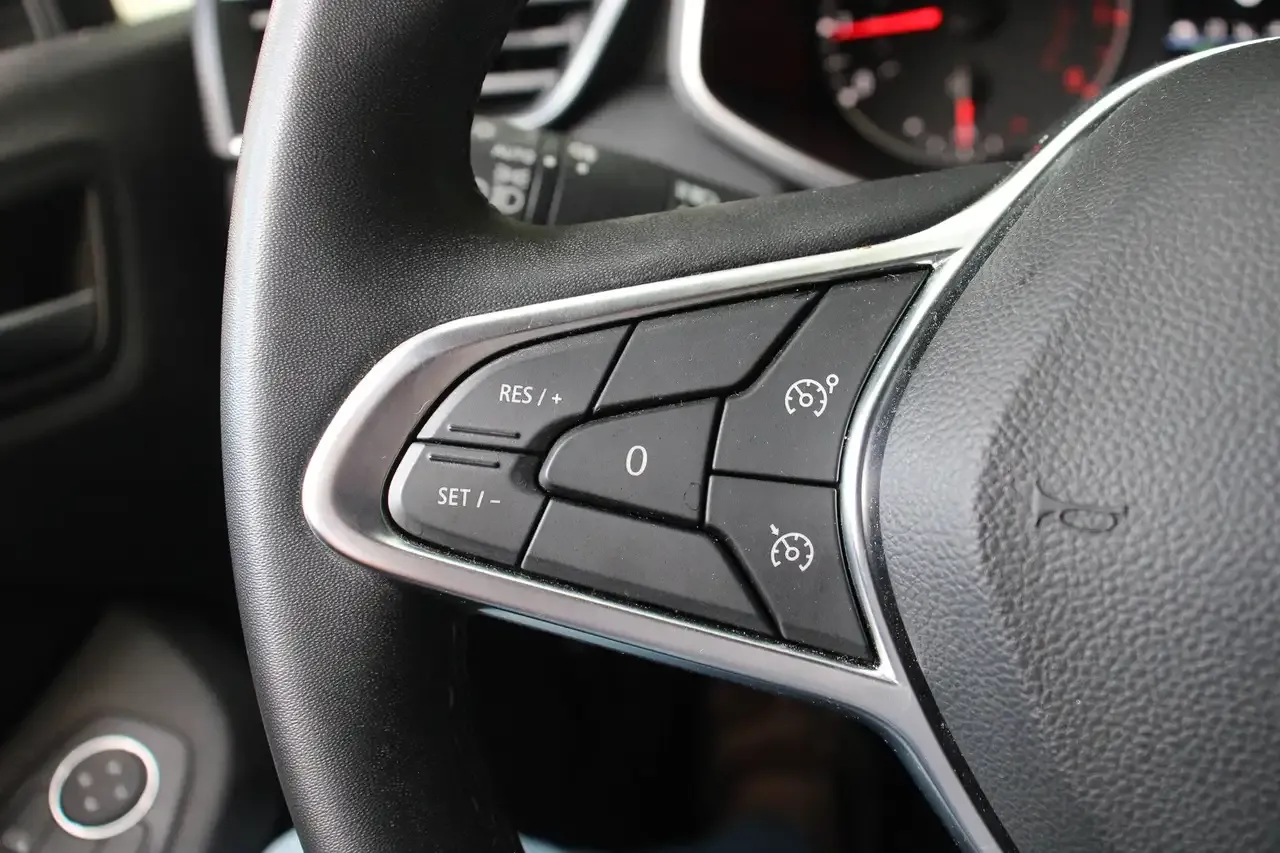 Renault Clio - 14