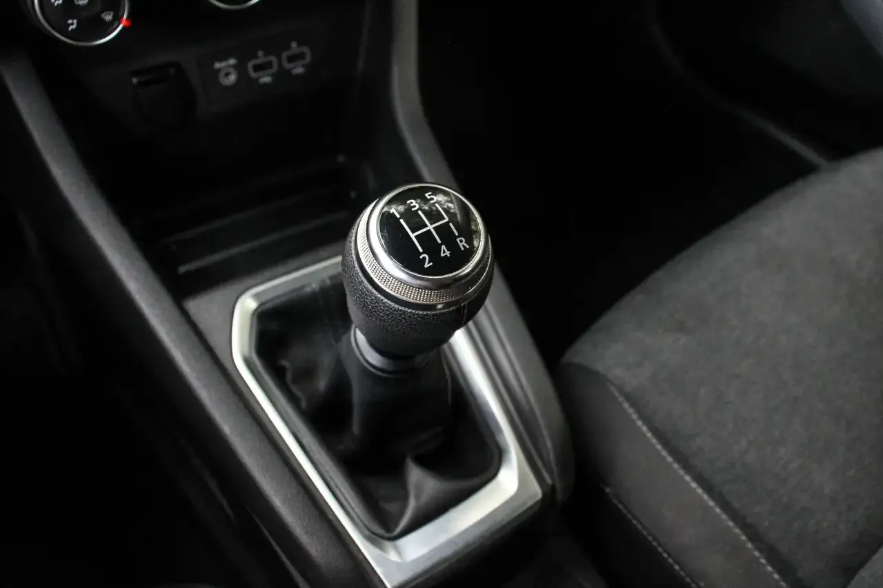 Renault Clio - 17