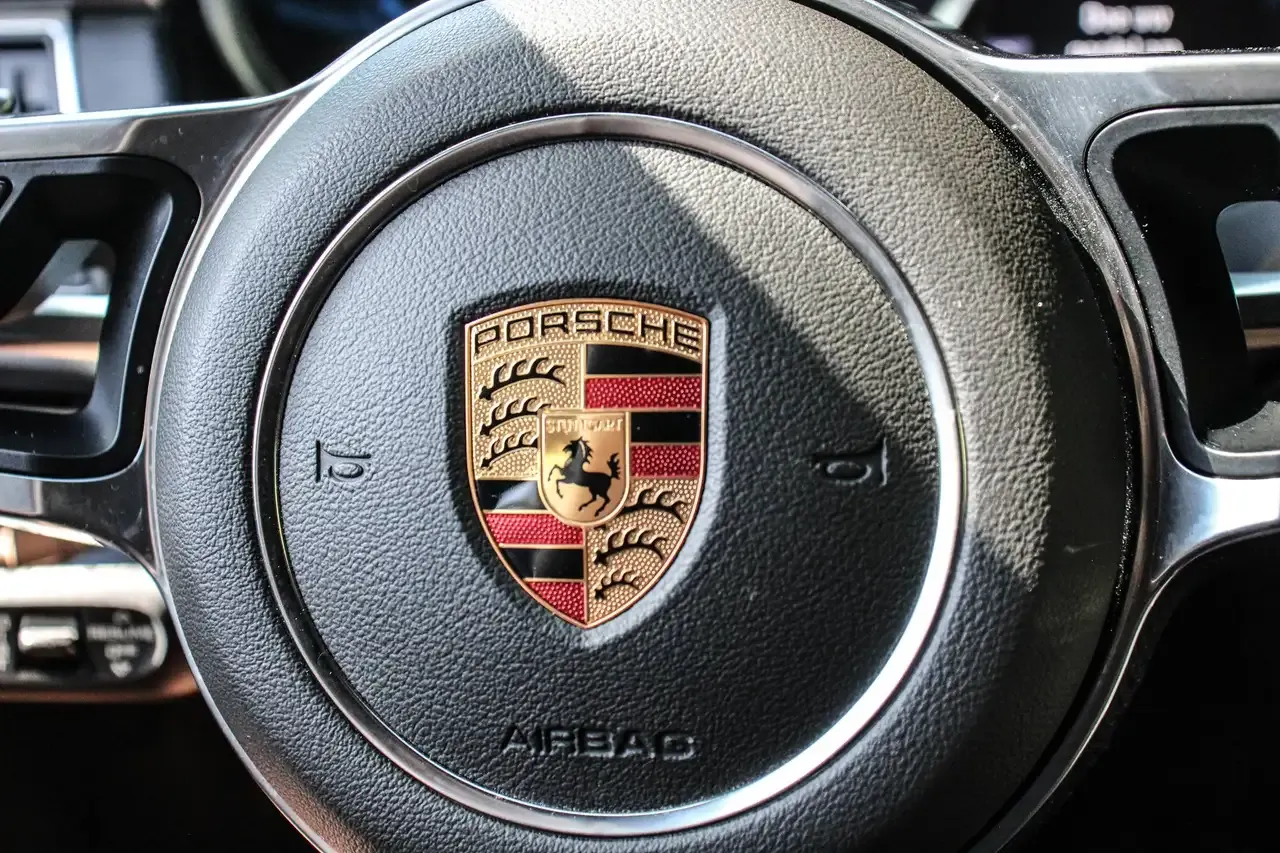 Porsche Macan - 22