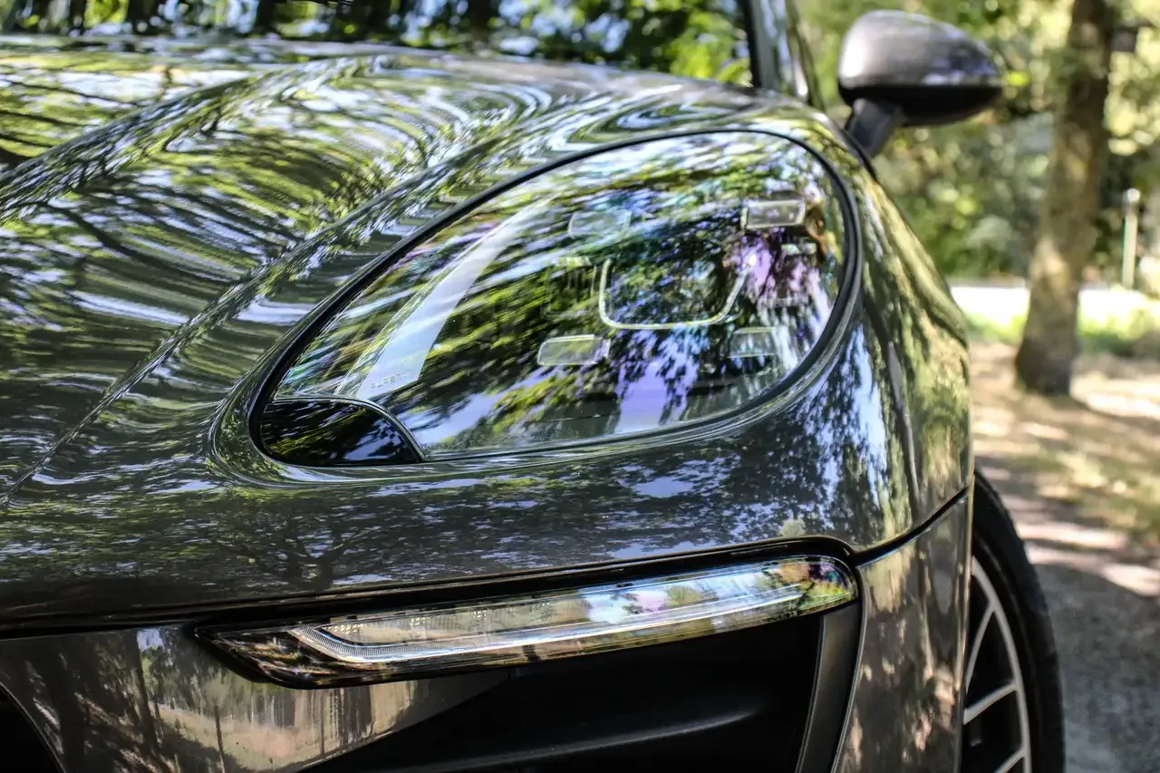 Porsche Macan - 8