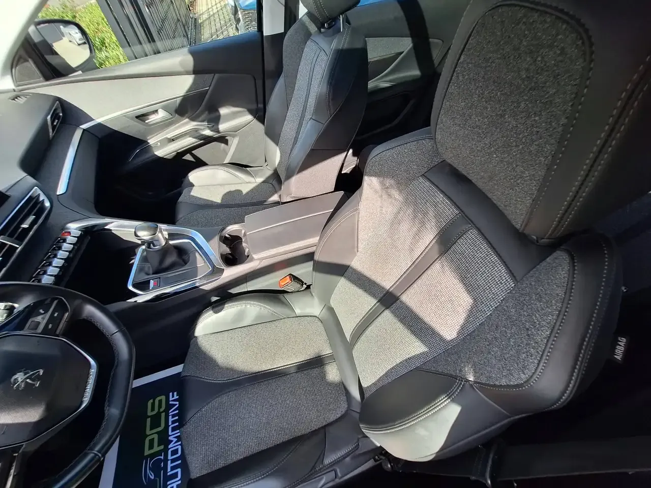 Peugeot 3008 - 21