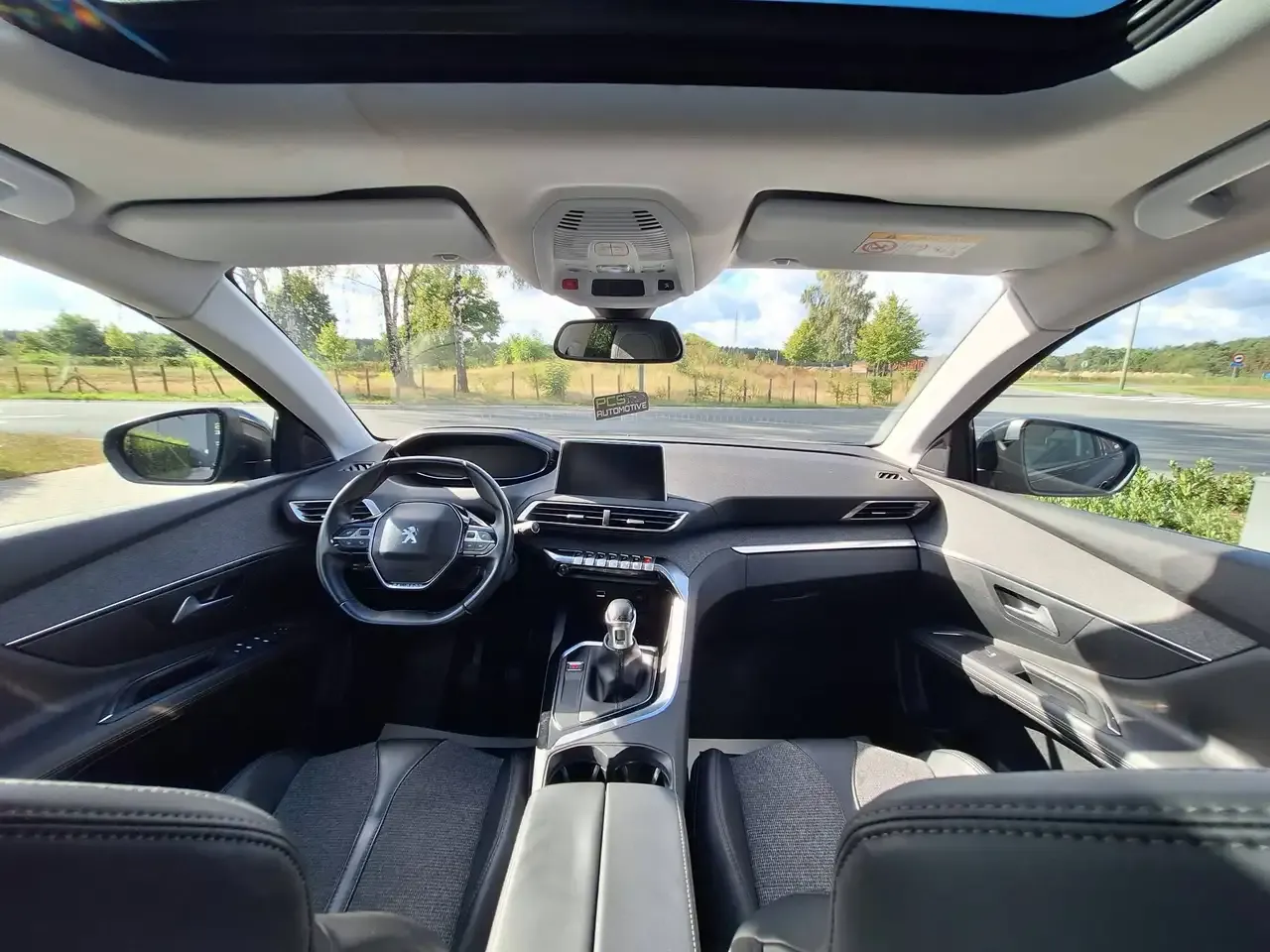 Peugeot 3008 - 24