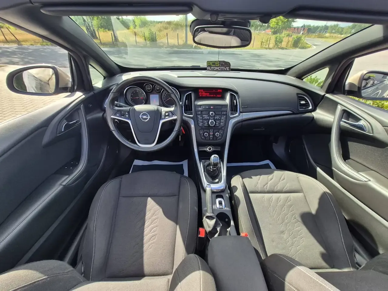 Opel Cascada - 18