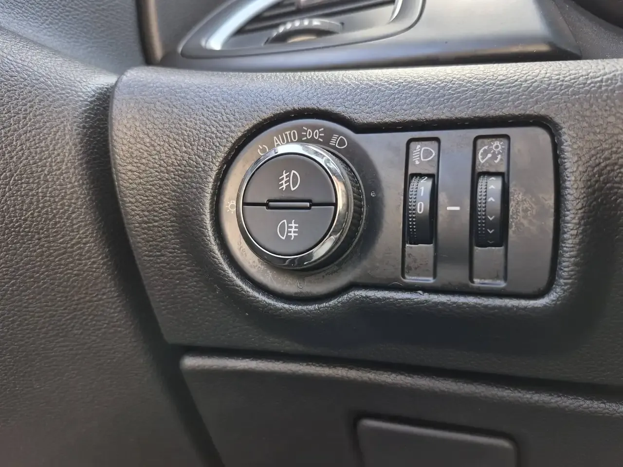 Opel Cascada - 22