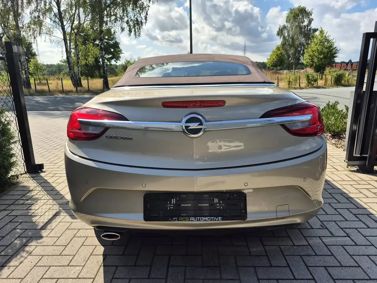 Opel Cascada - 32