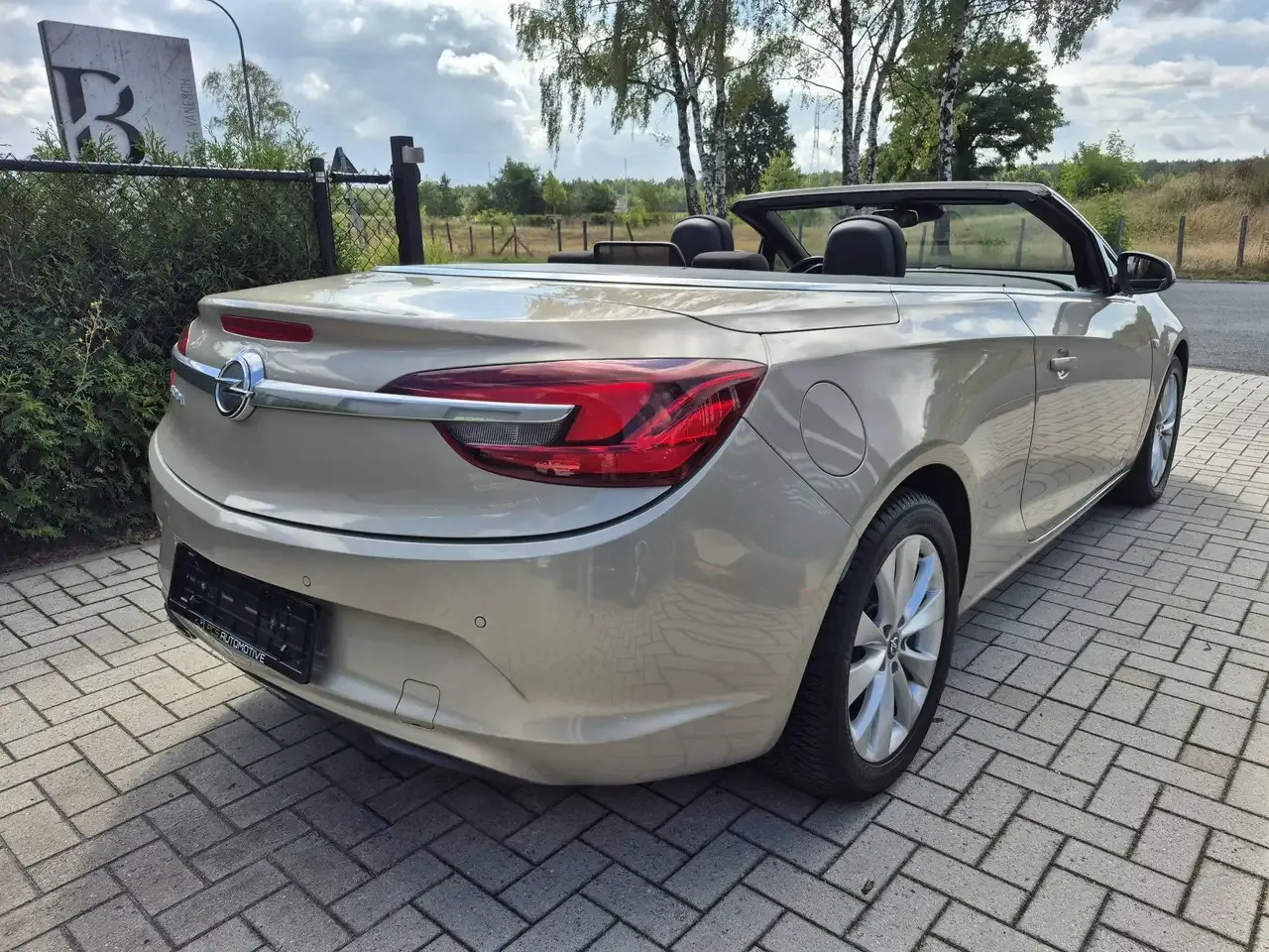 Opel Cascada - 4