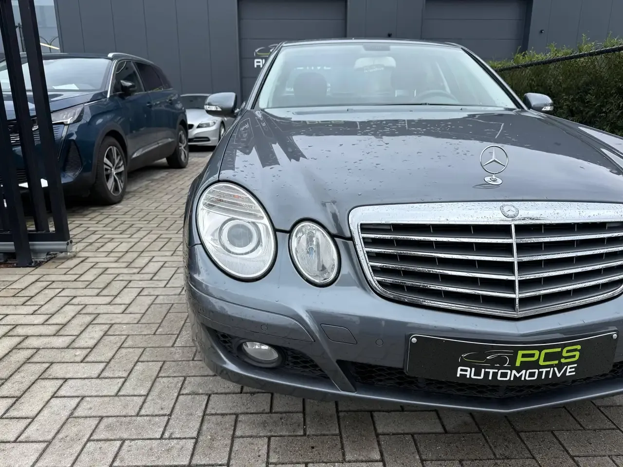 Mercedes-Benz E 200 - 11