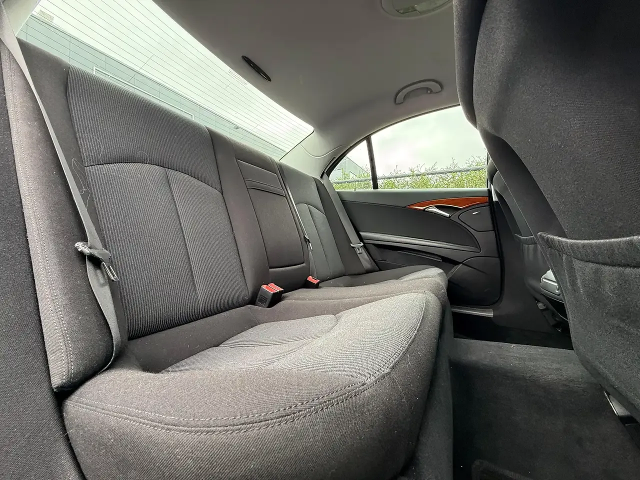 Mercedes-Benz E 200 - 19