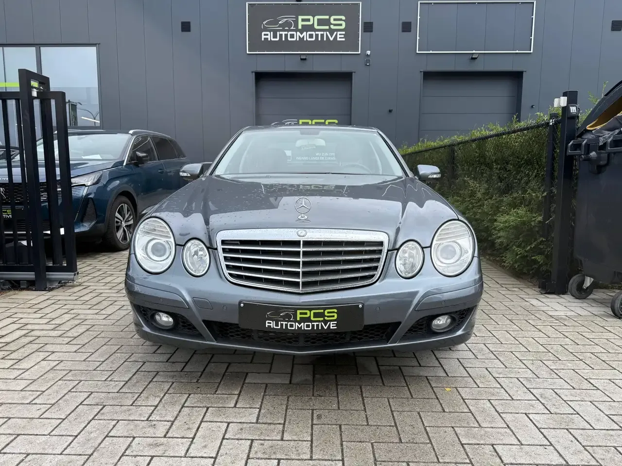 Mercedes-Benz E 200 - 2