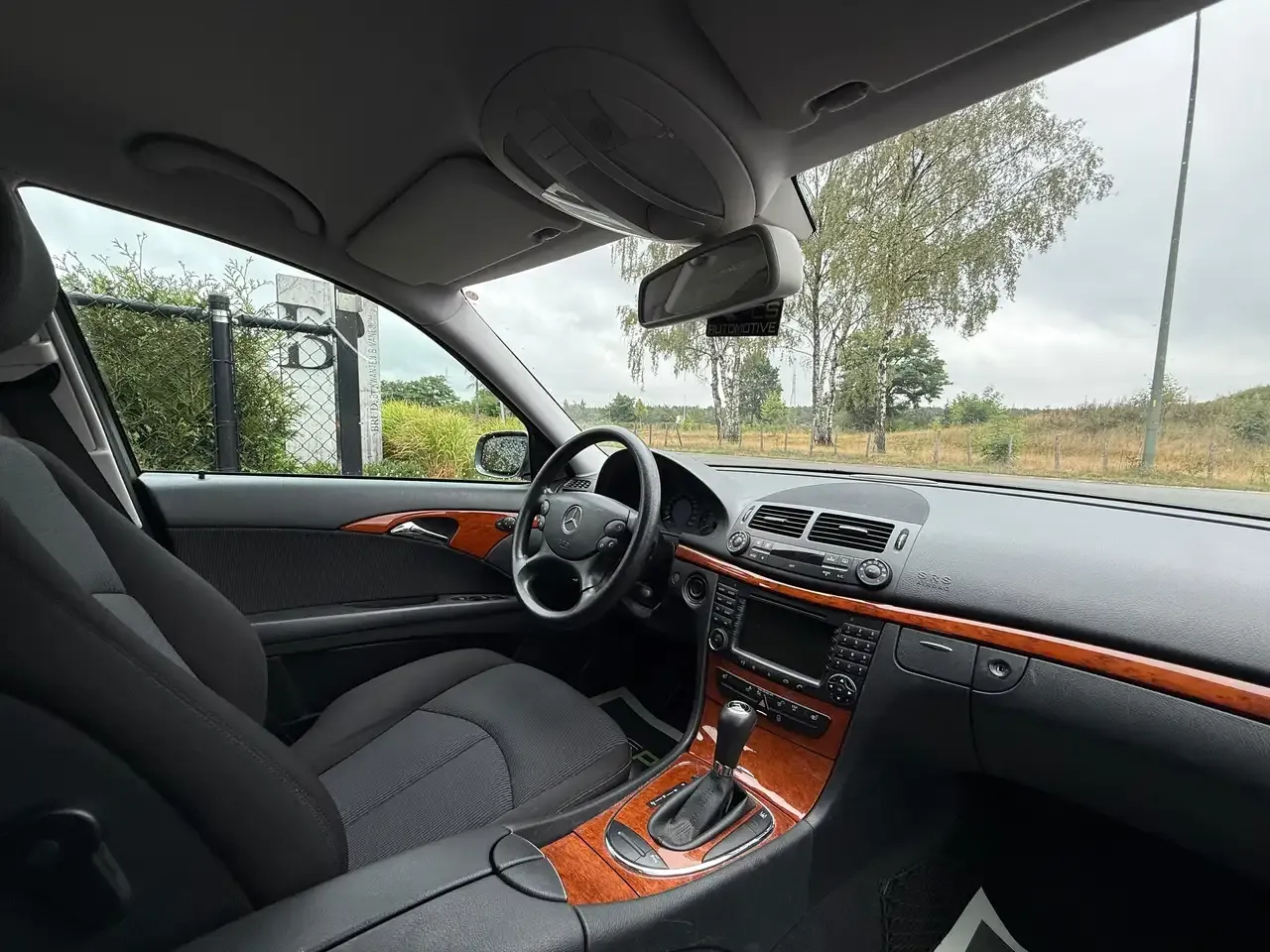 Mercedes-Benz E 200 - 26