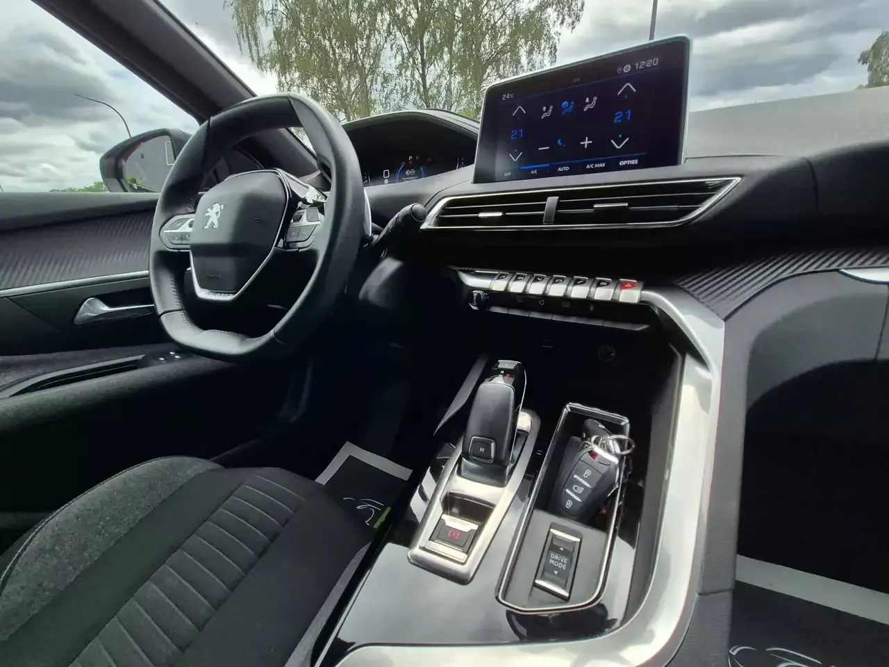 Peugeot 3008 - 24