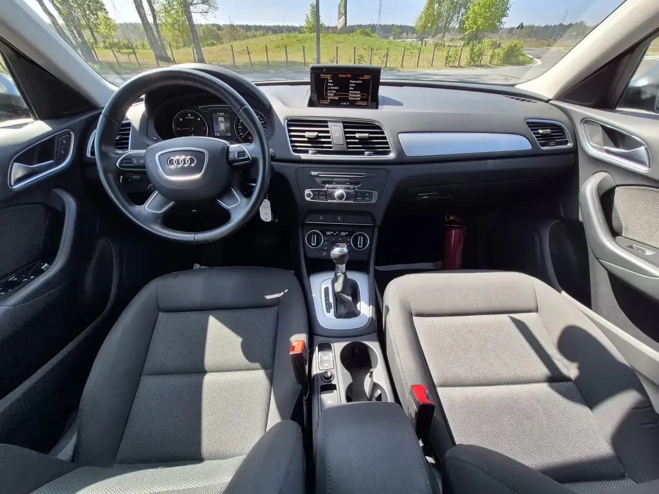 Audi Q3 - 24