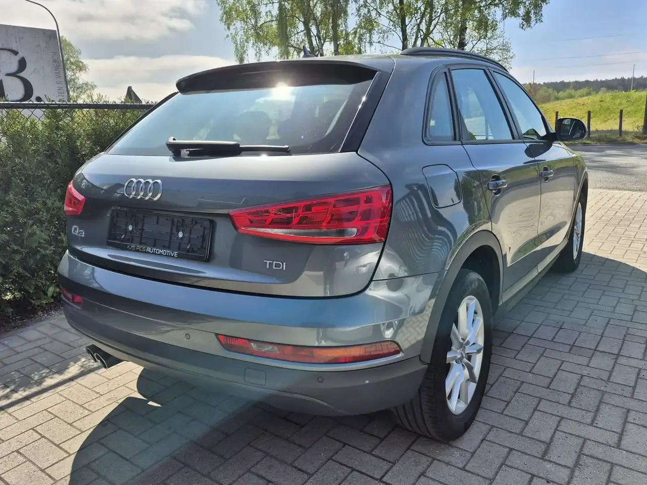 Audi Q3 - 4