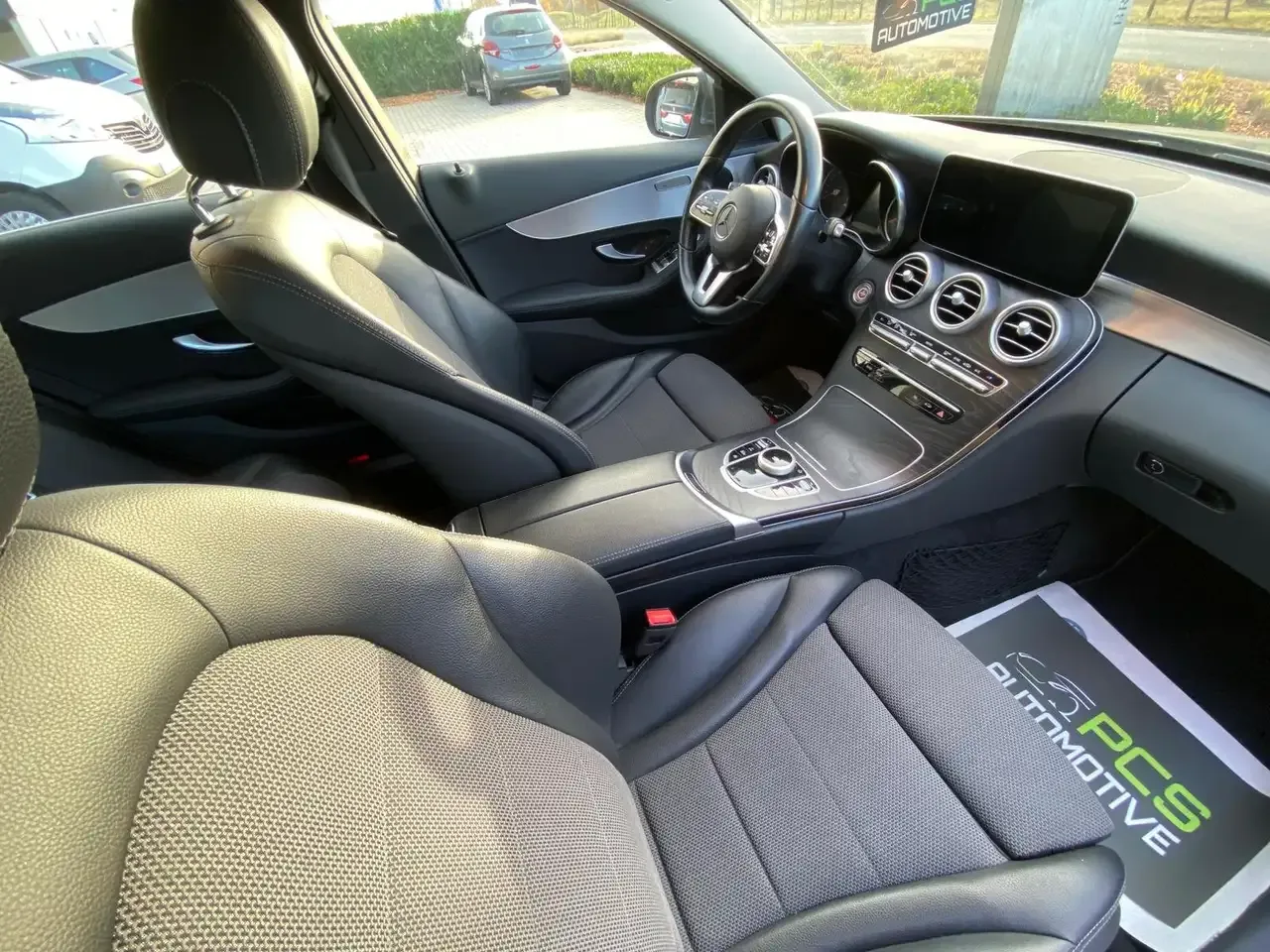 Mercedes-Benz C 180 - 13