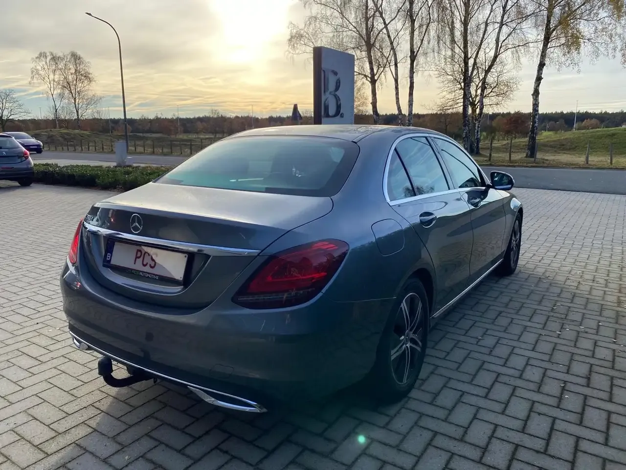 Mercedes-Benz C 180 - 4