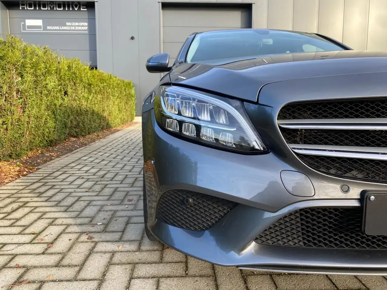 Mercedes-Benz C 180 - 10