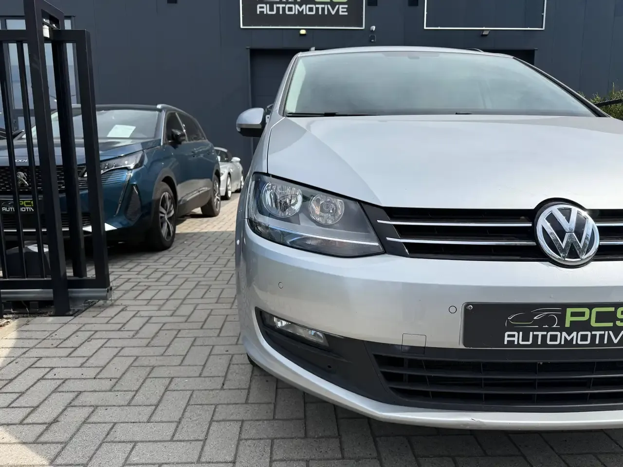 Volkswagen Sharan - 11