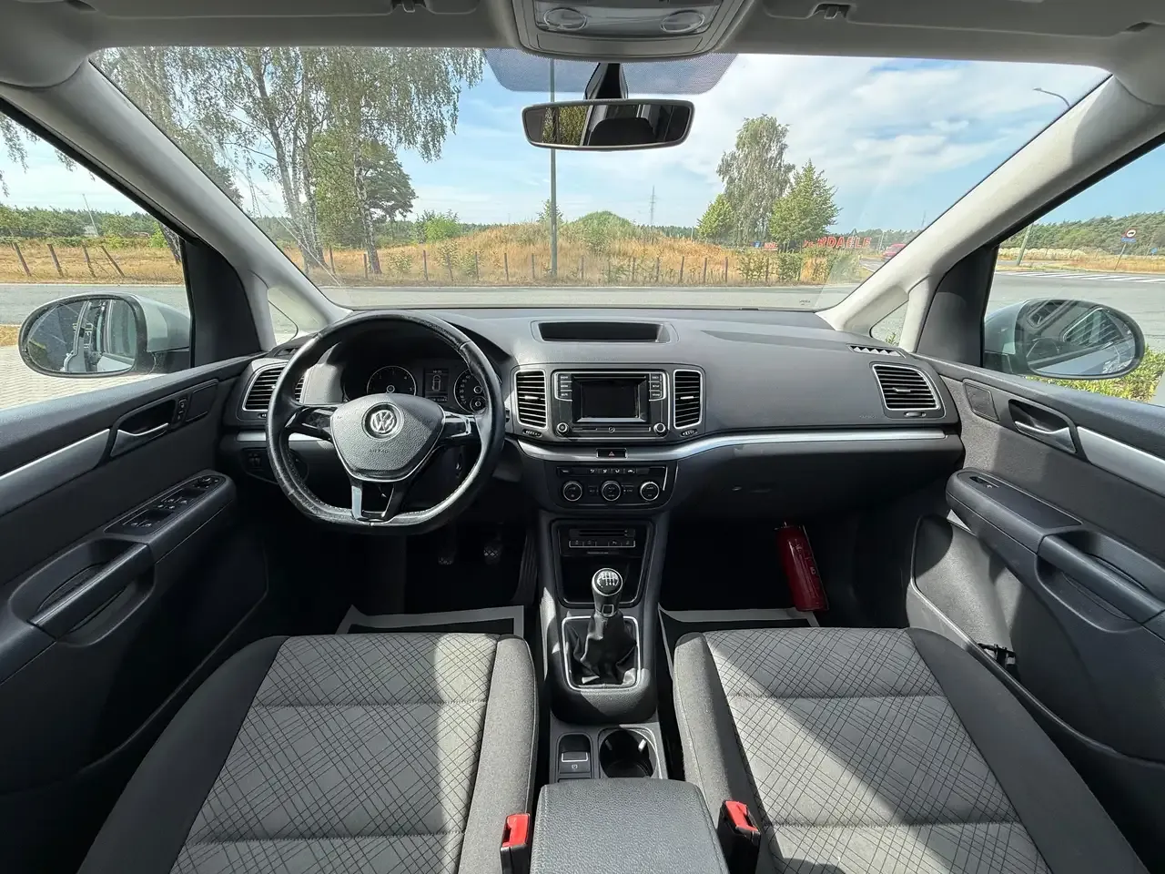 Volkswagen Sharan - 25