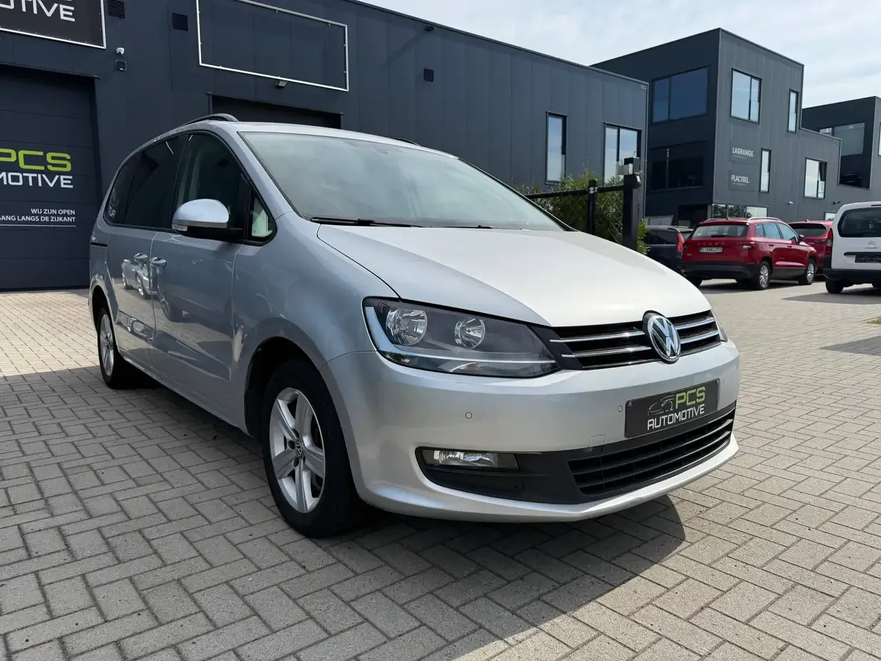 Volkswagen Sharan - 3