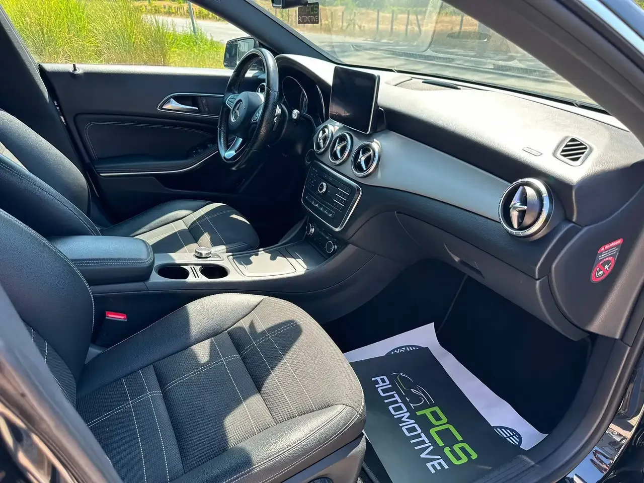 Mercedes-Benz CLA 180 - 18