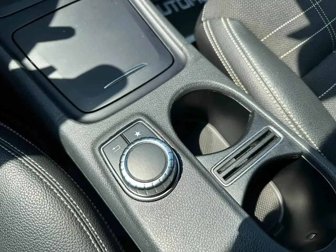 Mercedes-Benz CLA 180 - 28