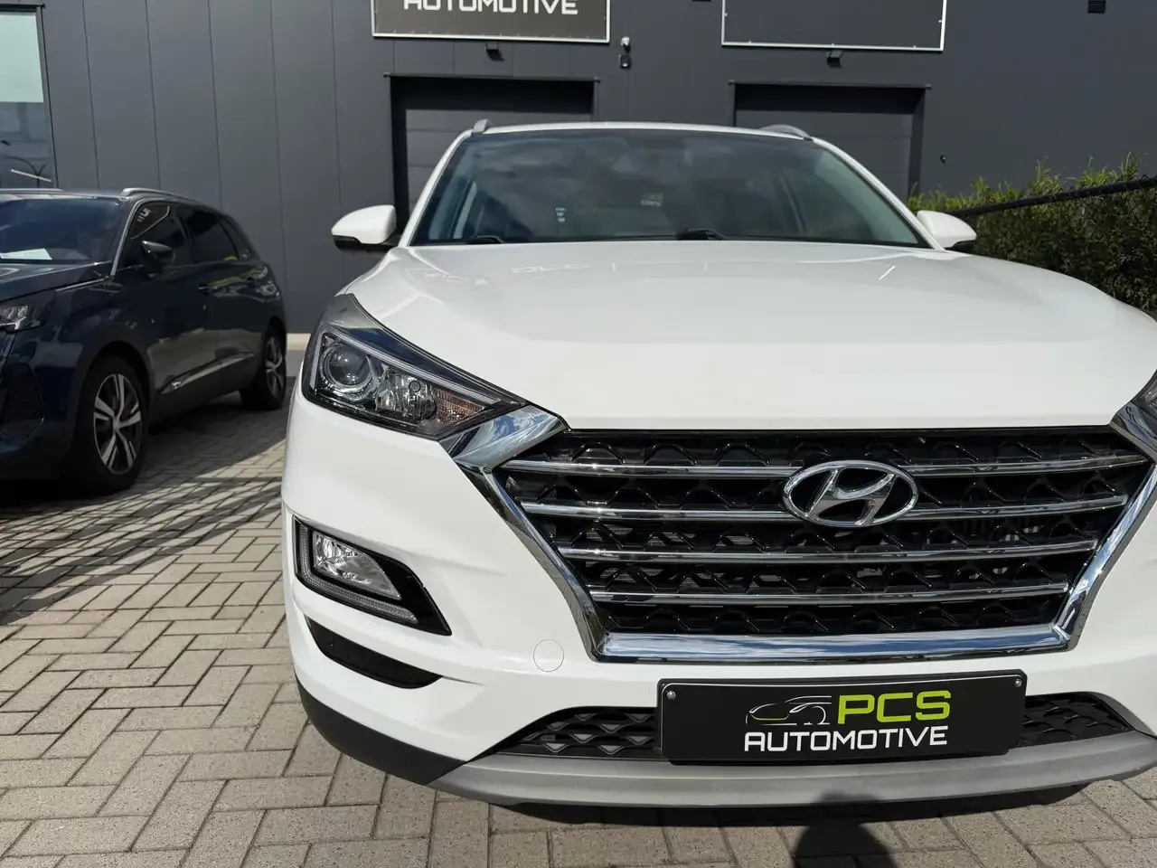Hyundai TUCSON - 12