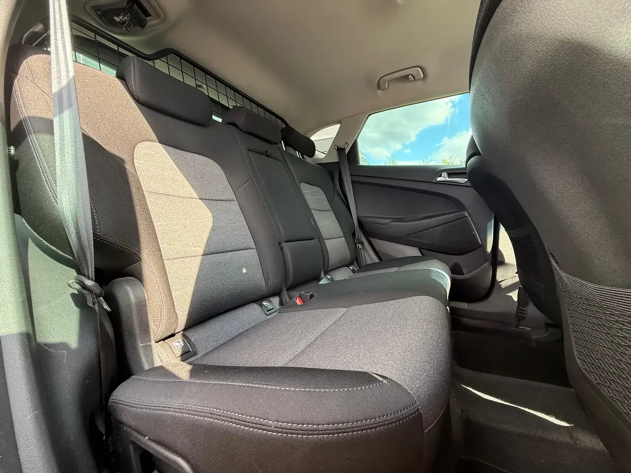 Hyundai TUCSON - 19