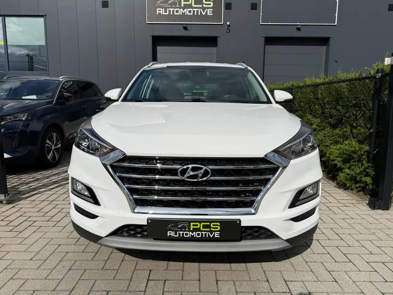 Hyundai TUCSON - 2