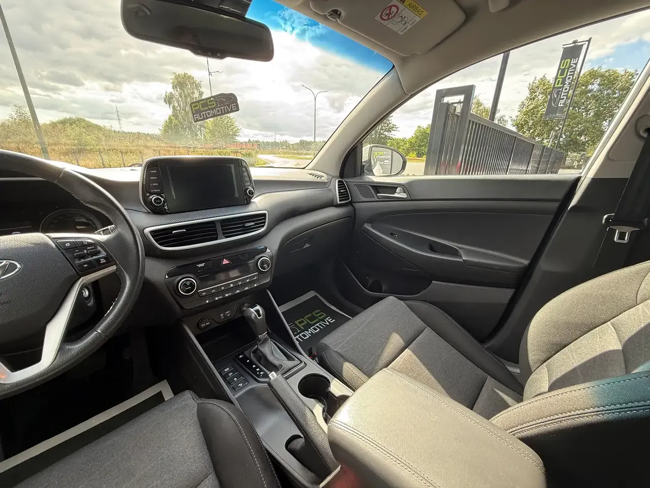 Hyundai TUCSON - 27