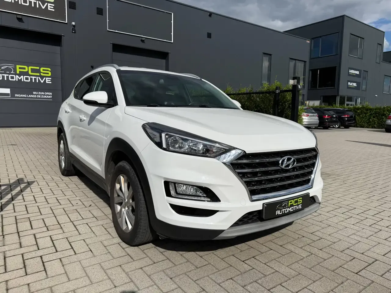 Hyundai TUCSON - 3