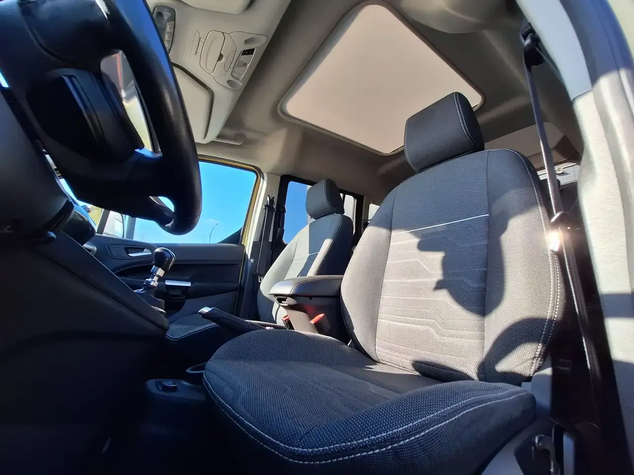 Ford Tourneo Connect - 13
