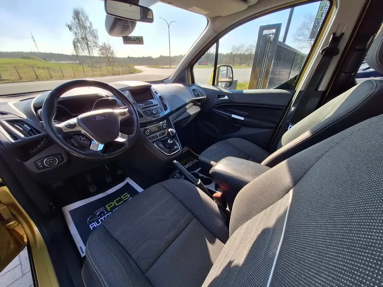 Ford Tourneo Connect - 25
