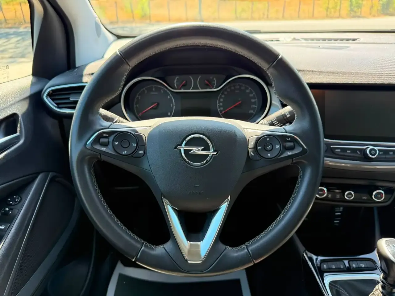 Opel Crossland - 29