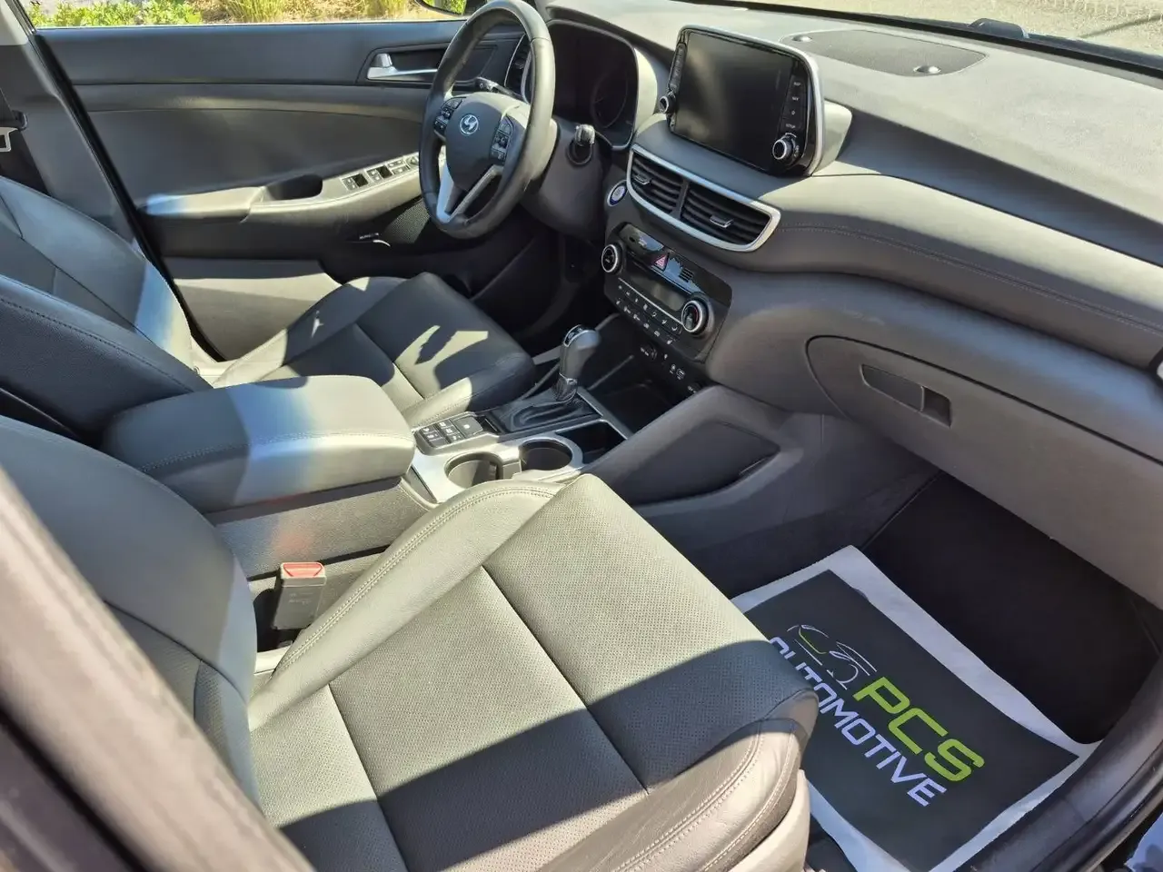 Hyundai TUCSON - 14