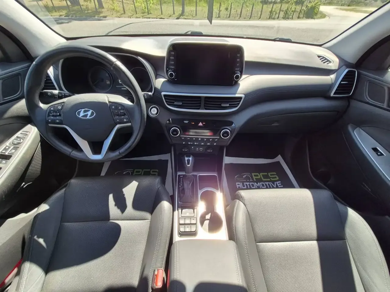 Hyundai TUCSON - 24