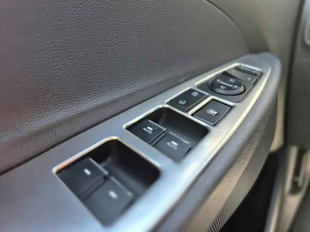 Hyundai TUCSON - 28