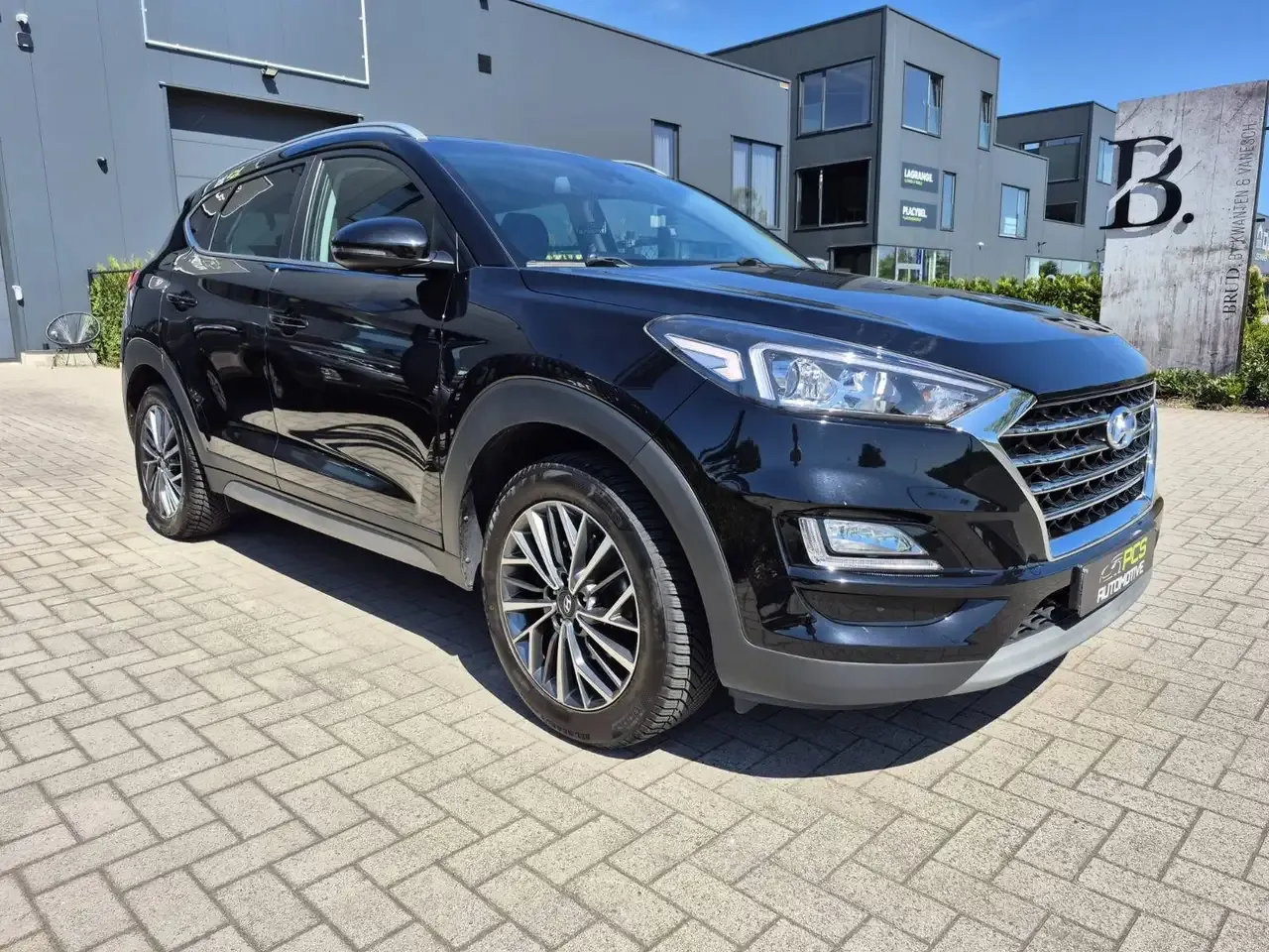 Hyundai TUCSON - 3