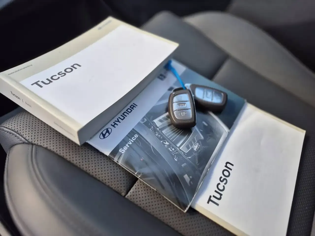 Hyundai TUCSON - 36