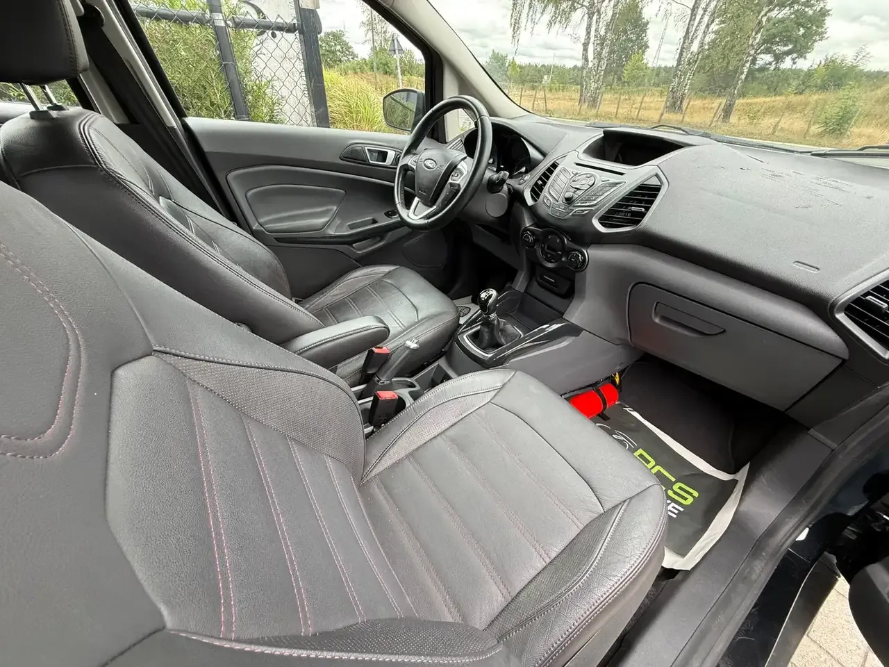 Ford EcoSport - 12