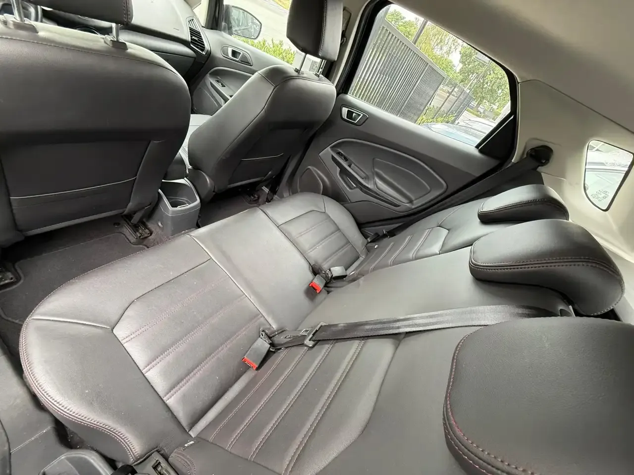 Ford EcoSport - 18
